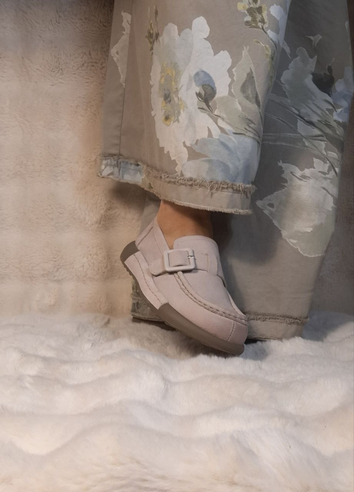 Lola Mokasinai - Image 12